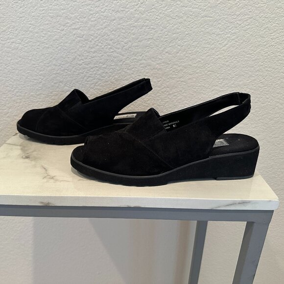 Andre Assous East Black Suede Slingback Wedge - Picture 4 of 5